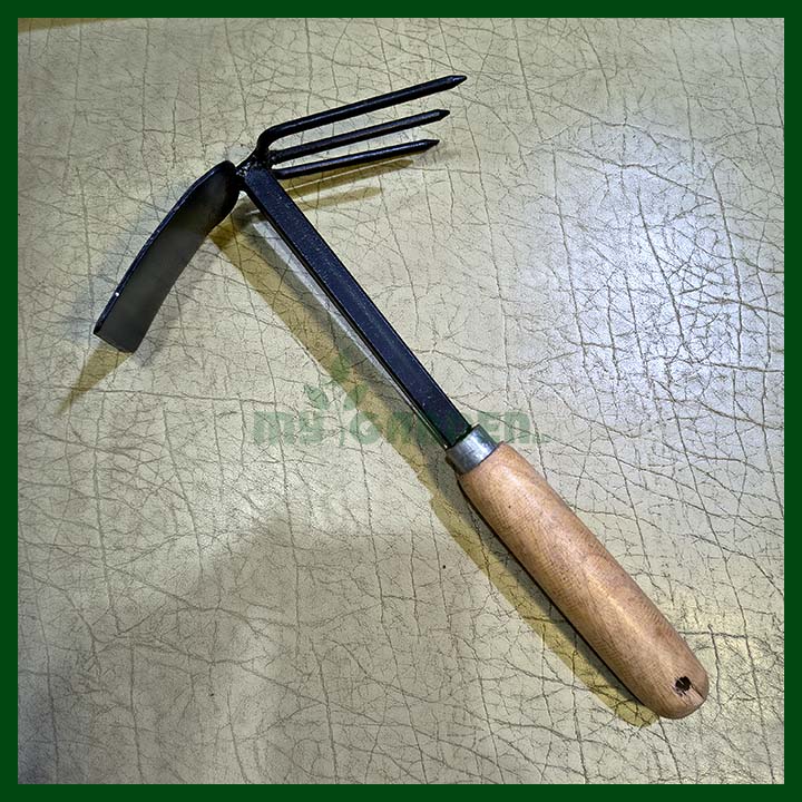 Rake & Hoe - Multipurpose - Wooden Handle